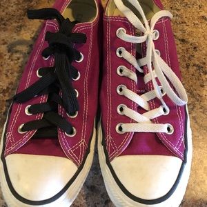 GUC unisex converse chucks
